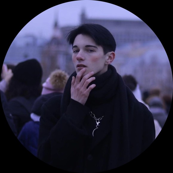 Profile Picture of Antonina Rosberg (@rosbergantonina) on Poshmark