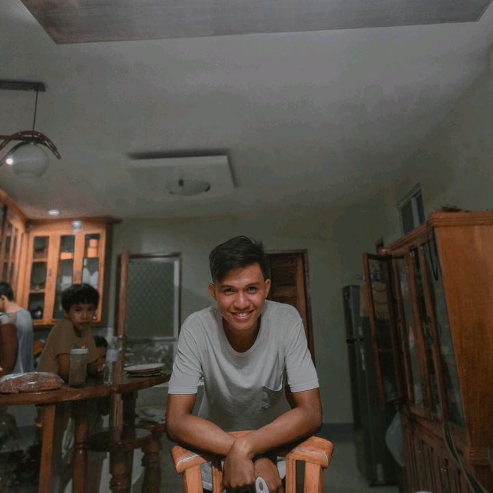 Profile Picture of Lawrence Ayuban (@lawrenceloraayuban) on Tiktok