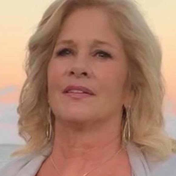 Profile Picture of Karen Bakanowski (@bostonma) on Poshmark