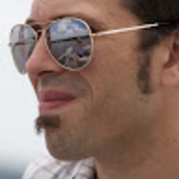 Profile Picture of Aaron Dunsay (@adunsay) on Poshmark