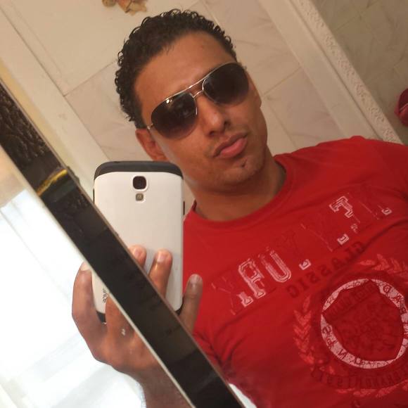 Profile Picture of Brian Gil sabater (@ellover24) on Poshmark