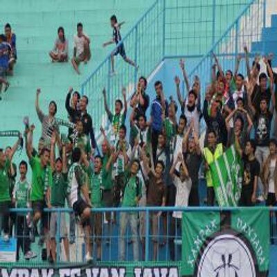 Profile Picture of Suporter PSMS Medan (@KAMPAK_VanJava) on Twitter