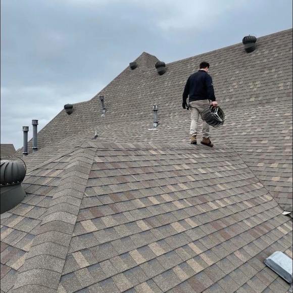 Profile Picture of Connor Welch (@louiewelch) on Poshmark