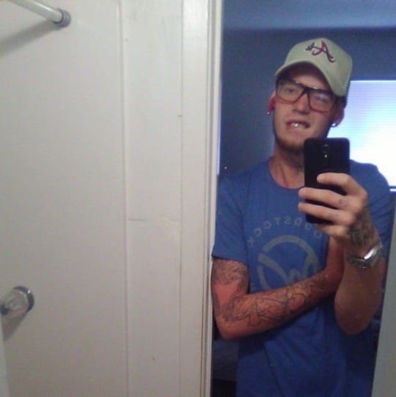 Profile Picture of Zeke Okelley (@zekeokelley) on Poshmark