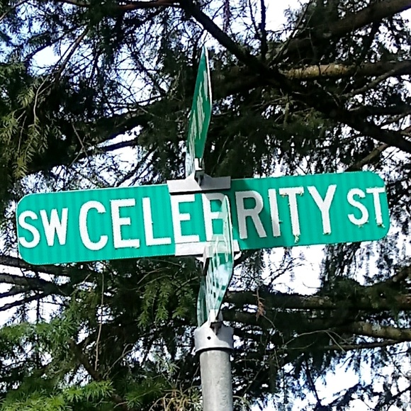 Profile Picture of Austen Joeckel (@austen_j) on Poshmark