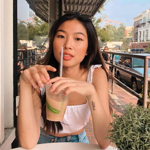 Profile Picture of Audrey Kang (@audreykang2018) on Poshmark