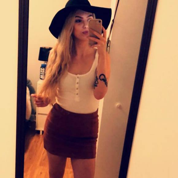 Profile Picture of Rachel Patterson (@rachelpatt) on Poshmark