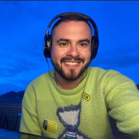 Profile Picture of Paul Joseph 💛🌻 (@pauljosephtv) on Tiktok
