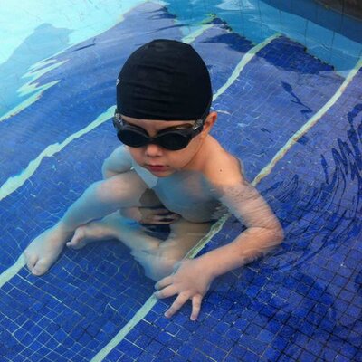 Profile Picture of Gilberto Padilla (@gilbertazbb) on Twitter