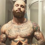 Profile Picture of Jordan Fretwell (@bearded_barbells) on Instagram