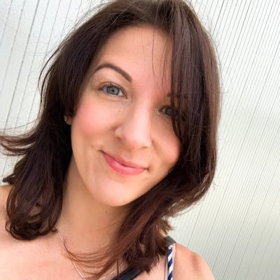 Profile Picture of Amber Gardner (@eaudeamber) on Twitter