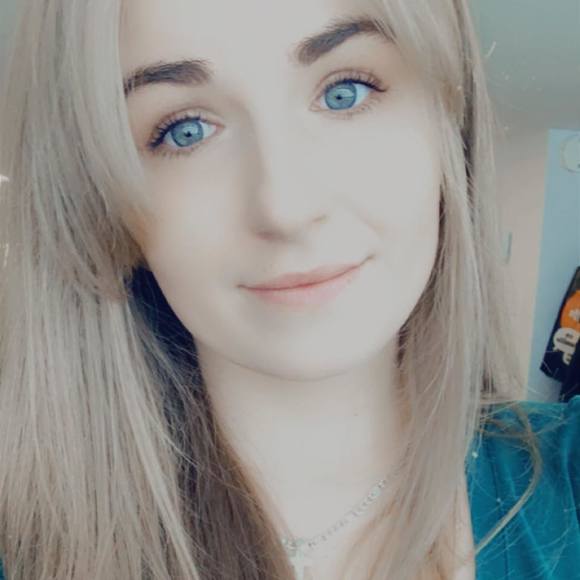 Profile Picture of Stéphanie Chasles (@schasles4) on Poshmark