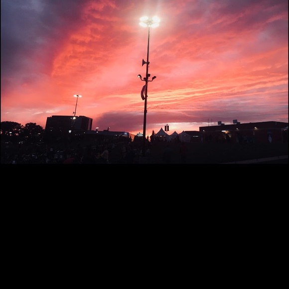 Karlie Cooper - Poshmark Profile Picture of Karlie Cooper (@ckarlie06) on Poshmark