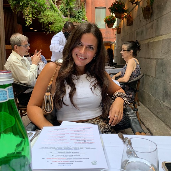 Profile Picture of Sanna Larivee (@sannalarivee) on Poshmark