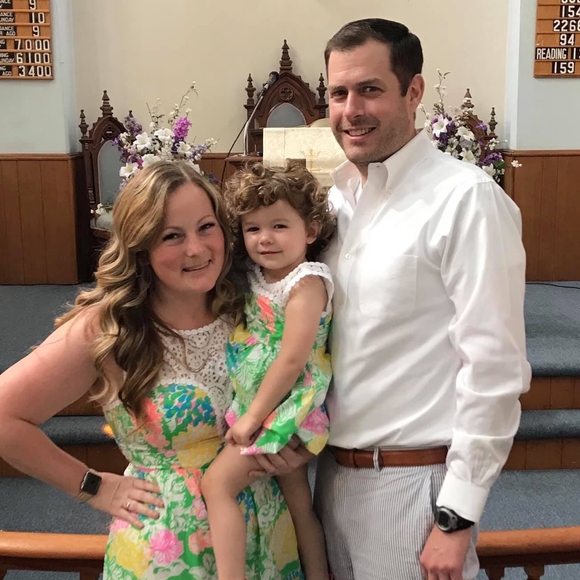 Profile Picture of Kristin Shute (@kristinlshute) on Poshmark