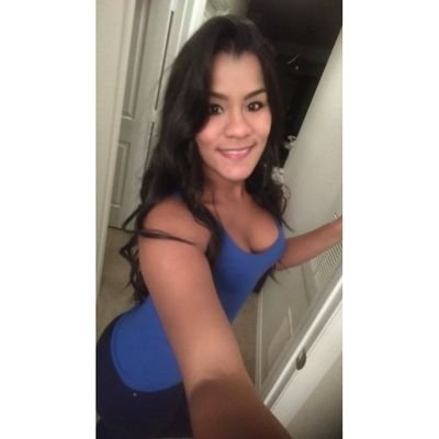 Profile Picture of Andrea Leal (@avleal8) on Twitter