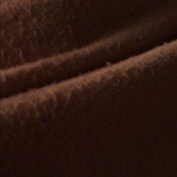 Profile Picture of Eman Alkhatib (@emanisactive) on Poshmark