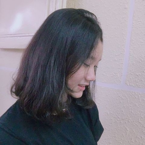 Profile Picture of Trang Nguyen (@ngttjane) on Poshmark