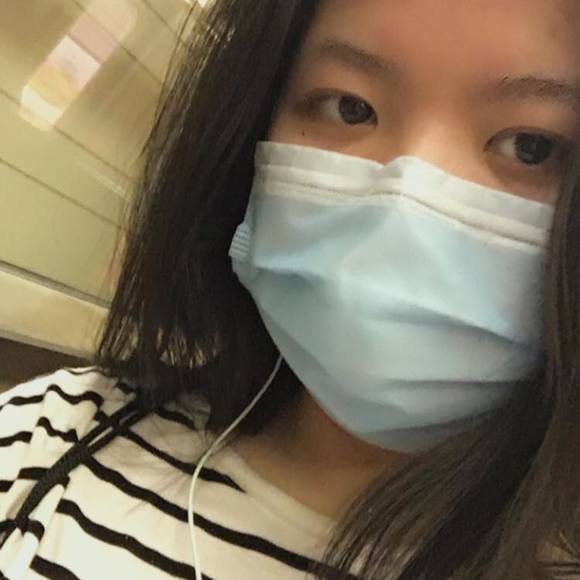 Profile Picture of Chan Lin (@chanlin1115) on Poshmark