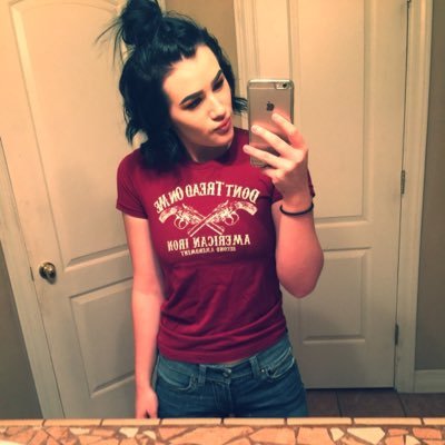 Profile Picture of Brenna James (@brennajames5) on Twitter