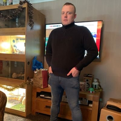 Profile Picture of Jonathan Duggan (@rubberjonny85) on Twitter