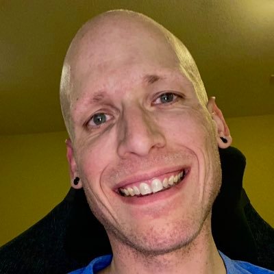 Profile Picture of James J Potts IV 🏍🚴🏻‍♂️📱💻🔊🖤 (@james_fourth) on Twitter