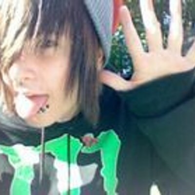 Profile Picture of Lily Keller (@MudKingy560) on Twitter