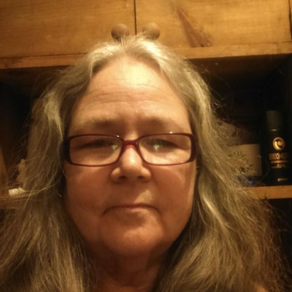 Profile Picture of Pamela Roach ivey (@pamelaroach174) on Poshmark