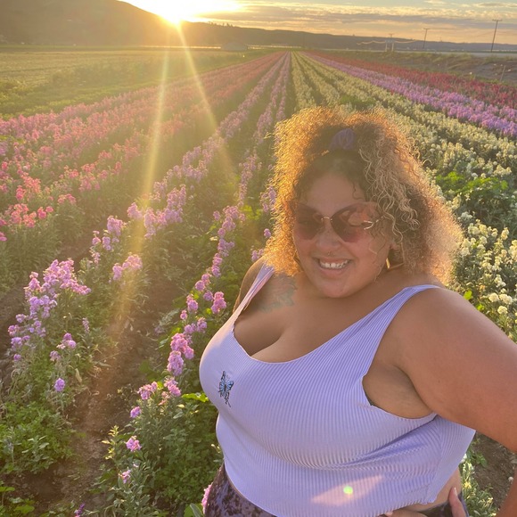 Cierra Hale - Poshmark Profile Picture of Cierra Hale (@cierrafosho) on Poshmark