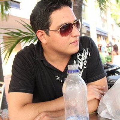 Profile Picture of Roberto Avendaño (@robert02210) on Twitter