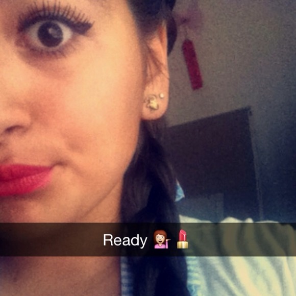 Nayeli Jimenez - Poshmark Profile Picture of Nayeli Jimenez (@npulido21) on Poshmark