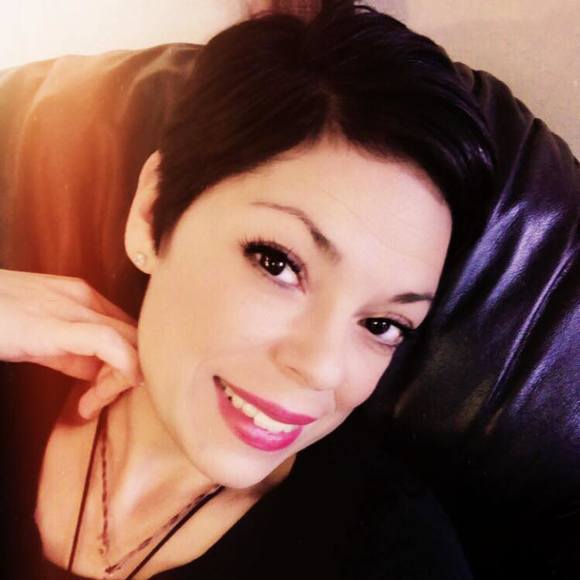 Profile Picture of Caryn Royer (@cmroy2015) on Poshmark