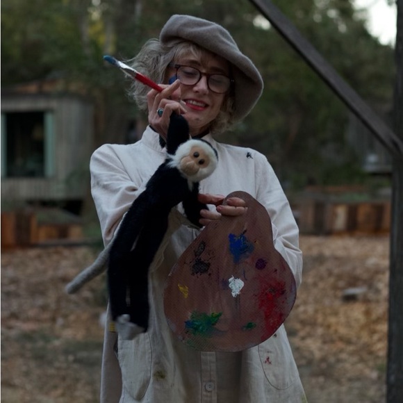 Profile Picture of Dawn Astorga (@hollywoodhi) on Poshmark