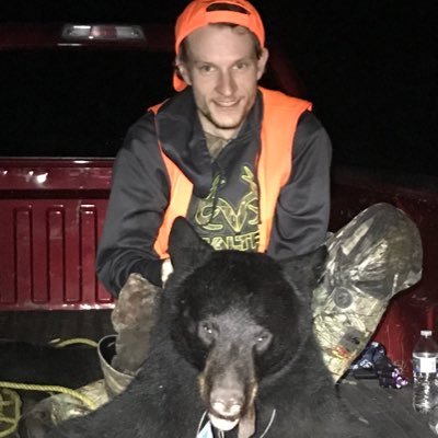 Profile Picture of Zach Perry (@gobbler95) on Twitter