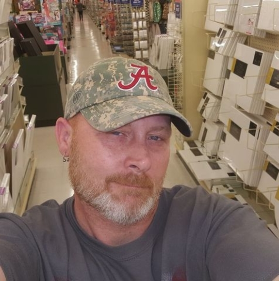 Profile Picture of Luke Parrish (@lucionmark) on Poshmark