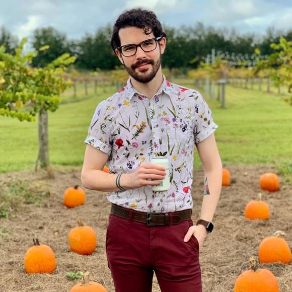 Profile Picture of Edward Bennett (@edwardbennettuf) on Poshmark