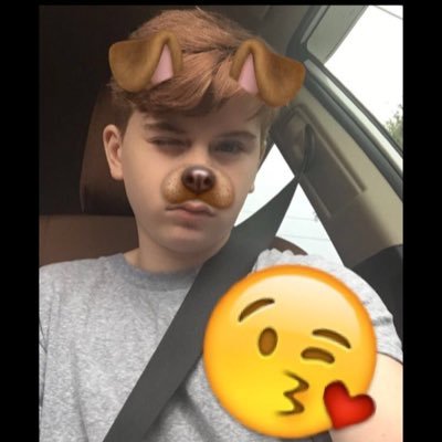 Profile Picture of Zachary Hutto (@jahut12) on Twitter