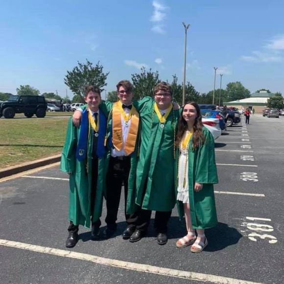 Profile Picture of Camron Cogsdill (@camroncogsdill) on Poshmark