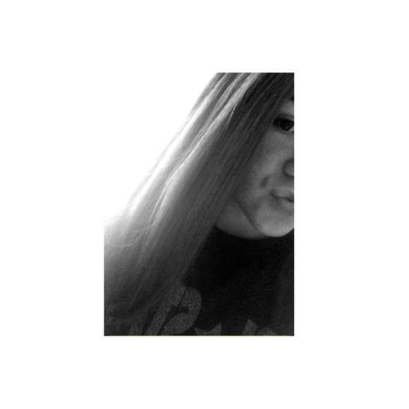 Profile Picture of Natalie Depietro (@natdepietro) on Poshmark