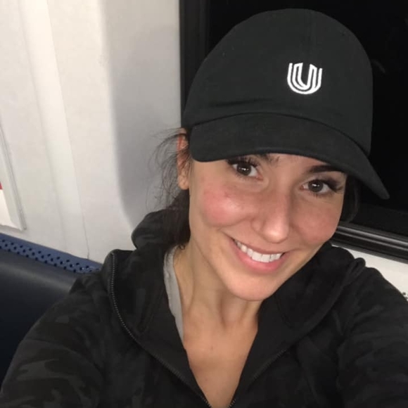 Profile Picture of Catherine Manino krause (@catherinemanino) on Poshmark