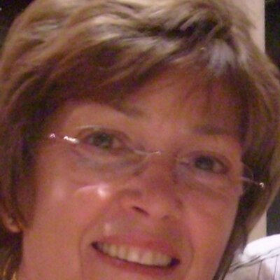 Profile Picture of Pauline Nicholson (@paulinnicholson) on Twitter