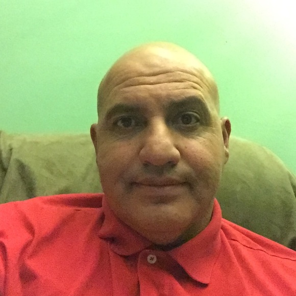 Profile Picture of Sam Saad (@hsaad3) on Poshmark