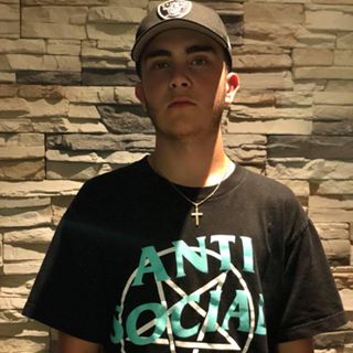 Profile Picture of Andy Drolet (@andy.drolet.1) on Facebook