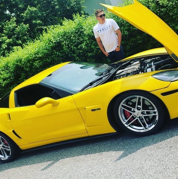 Profile Picture of Kyle Aulabaugh (@kyle_evo) on Poshmark