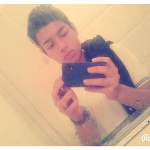 Profile Picture of Alexander Coello (@alexcoello99) on Twitter