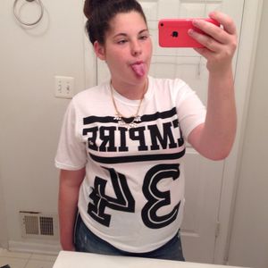 Profile Picture of Katelynn Thompson (@katellyyynnnn) on Myspace