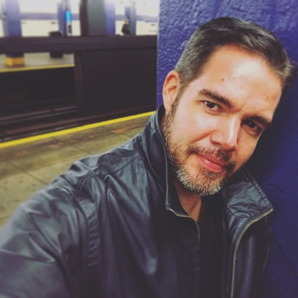 Profile Picture of Darren Fudenske (@cobblehill) on Poshmark