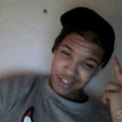 Profile Picture of Charles Rain (@Charlinouzoo) on Twitter