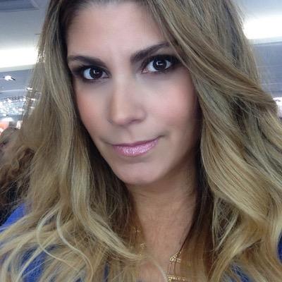 Profile Picture of Toni-Marie Ippolito (@@movi_toni) on Twitter