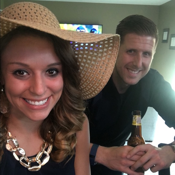 Profile Picture of Selena Golnick (@sgolnick) on Poshmark